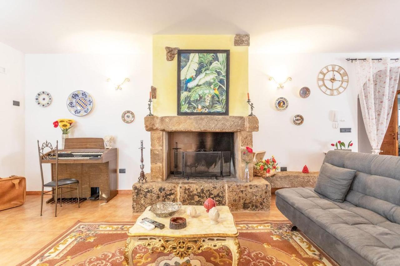 Villa Stracca Con Ampio Spazio Esterno Capilungo Luaran gambar